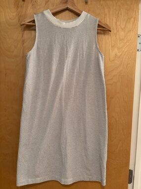 Sleeveless Striped Knit Dress - White and Black